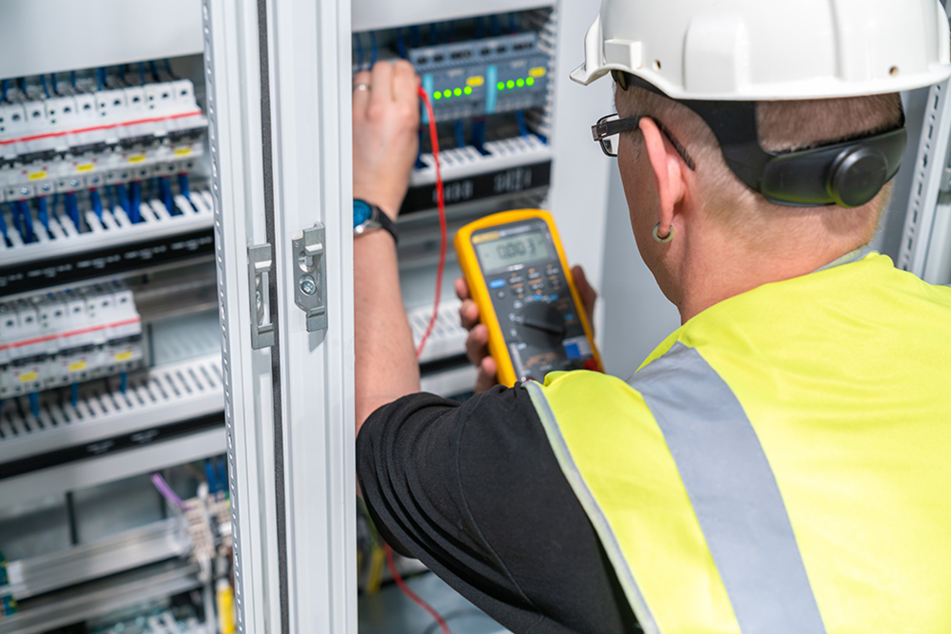 Elektroanlagen-Kontrolle bei ET-Elektrotechnik GmbH in Ludwigshafen am Rhein