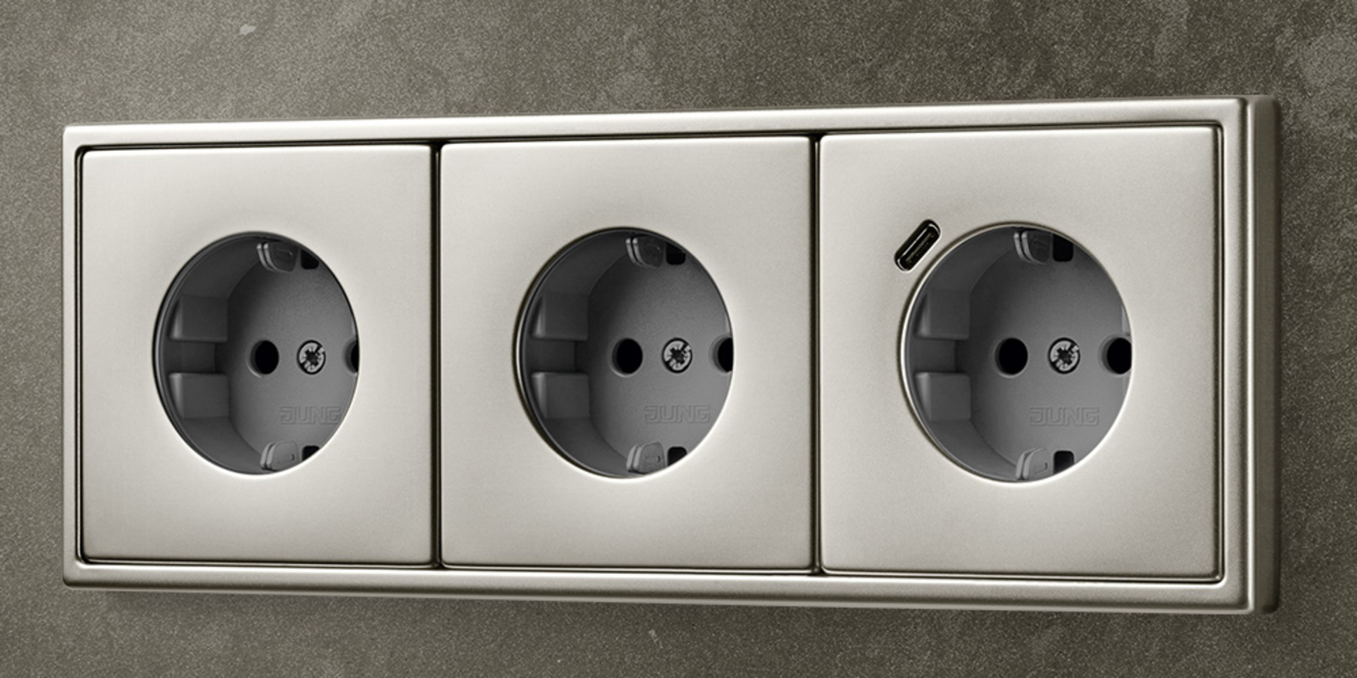 SCHUKO® Steckdosen mit USB bei ET-Elektrotechnik GmbH in Ludwigshafen am Rhein